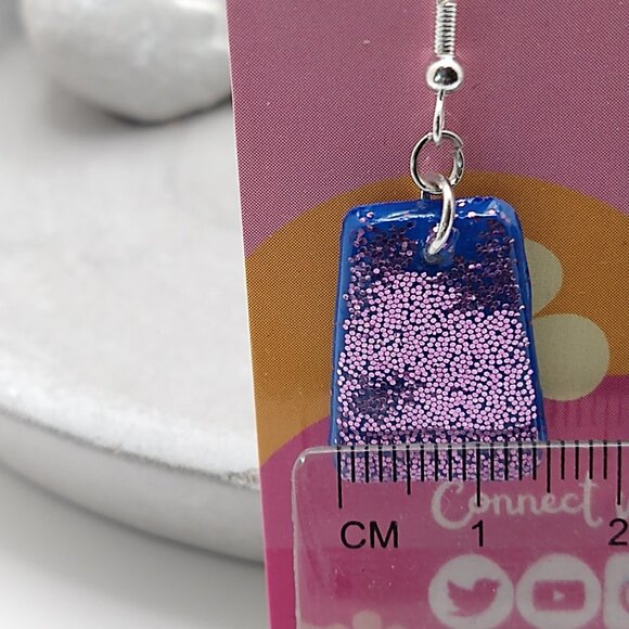 Handmade gloss pink polymer clay earrings. Boucles d'oreilles fait à la main - Picture 9 of 9